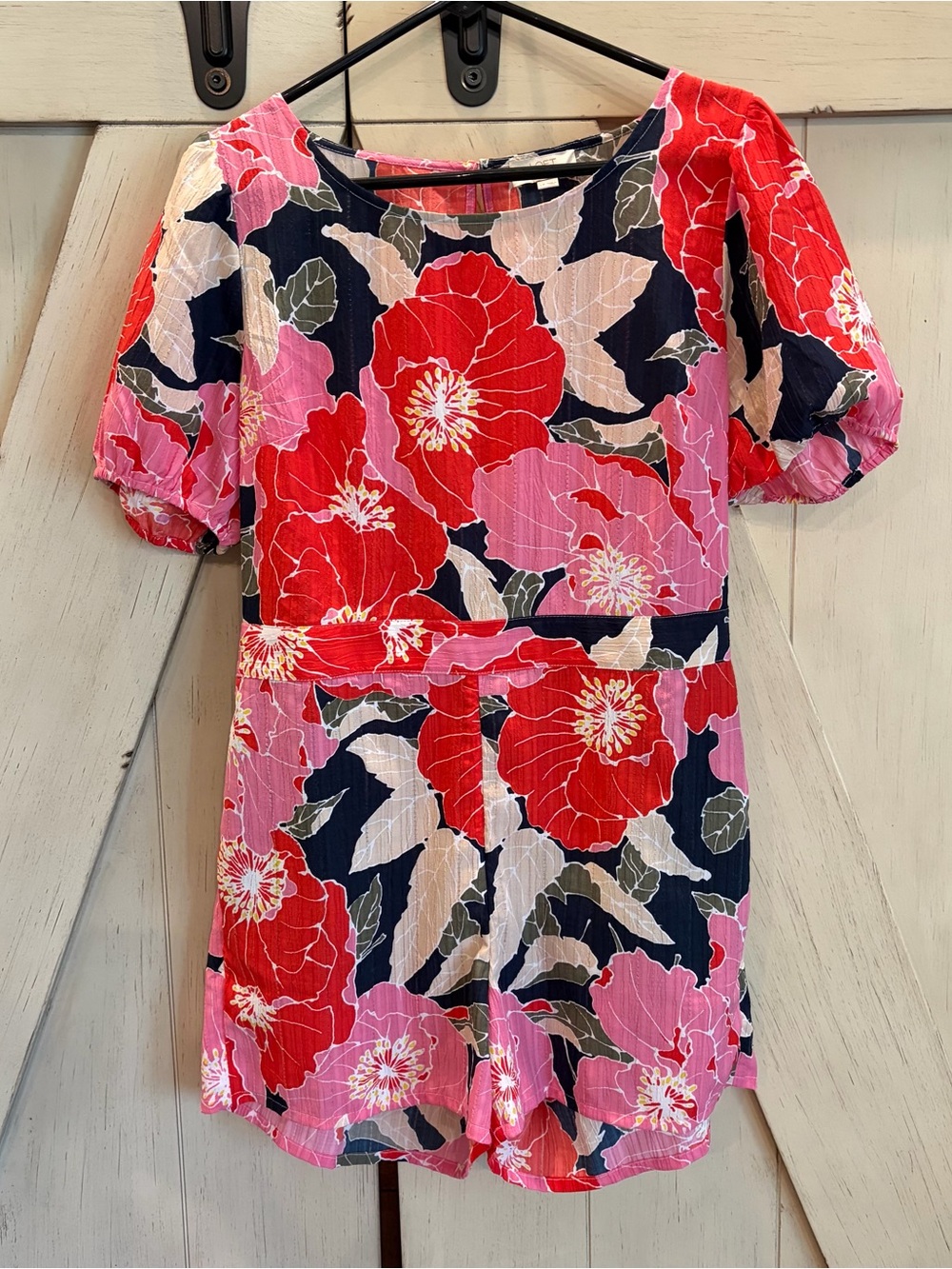LOFT Petite Floral Romper Size LP